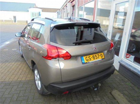 Peugeot 2008 - 1.2 PureTech Active, Aut, Panodak, Nav - 1