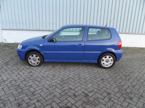 Volkswagen Polo - 1.4 Trendline NIEUWE APK - 1