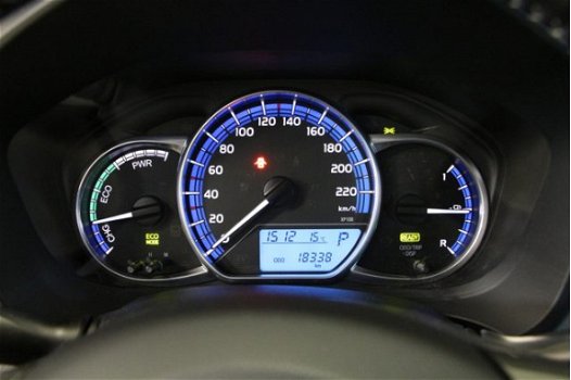 Toyota Yaris - 1.5 Hybrid Aspiration NAVIGATIE + AUTOMAAT - 1