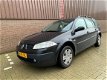 Renault Mégane Grand Tour - 1.6-16V Expression Comfort Airco - 1 - Thumbnail