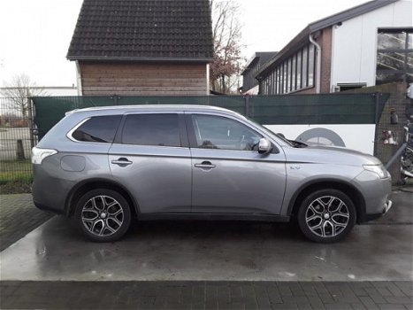 Mitsubishi Outlander - PHEV LIMITED EDITION - 1