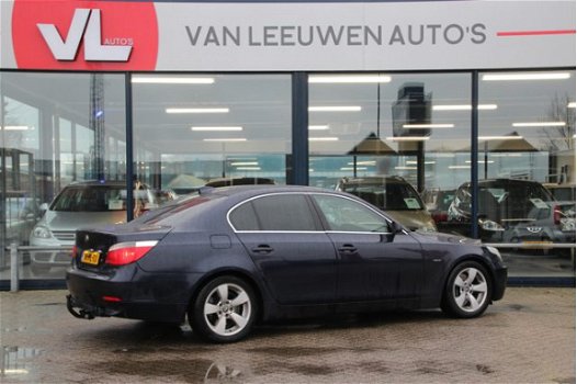 BMW 5-serie - 530i High Executive | Groot Navigatie | Xenon | Leer | APK 20-09-2020 - 1