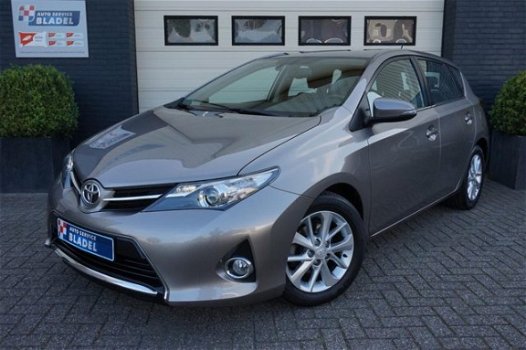 Toyota Auris - 1.3 clima/navi/camera - 1