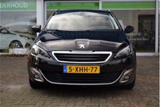 Peugeot 308 SW - 1.2 e-THP Allure in nette staat binnen en buiten