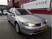 Renault Laguna Grand Tour - 2.0-16V Business // 134 DKM NAP // Xenon // Navi // Clima - 1 - Thumbnail