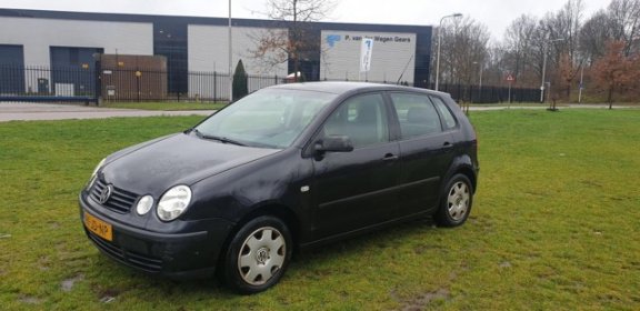 Volkswagen Polo - 1.4-16V Comfortline 5 deurs airco cv op afs elekramen stuurbkr - 1