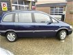 Opel Zafira - 1.8-16V Elegance 7 persoons voor weinig geldnieuwe apk keuring - 1 - Thumbnail