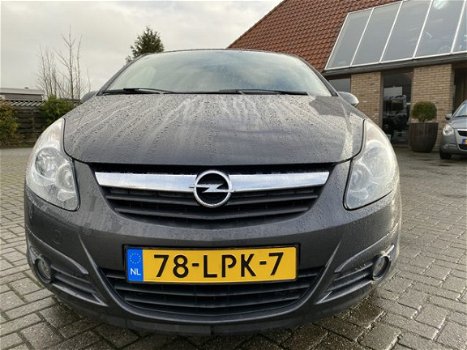 Opel Corsa - 1.2-16V '111' Edition - 1