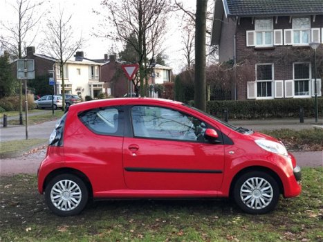 Citroën C1 - 1.0-12V Ambiance airco nieuwe apk 2006 NAP rijdt als nieuw - 1