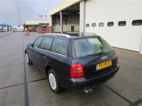 Audi A4 Avant - 2.6 Comfort A4 AVANT COMFORT 2.6 AUTOMAAT CLIMA - 1