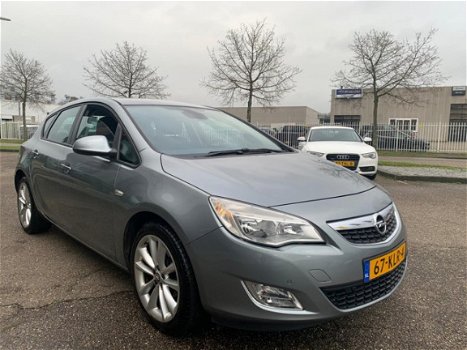 Opel Astra - 1.6 Edition 5 Drs NAP/AIRCO/NAVI KOOPLEASE € 99, - 1