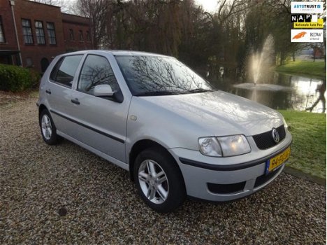 Volkswagen Polo - 1.4 Trendline 5-deurs *apk:02-2020 - 1