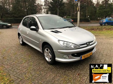 Peugeot 206 - Air-line 1.4 - 1