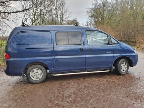 Hyundai H 200 - 2.5 TD lang DC /LONG MODEL/ BJ 2002 - 1