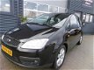 Ford Focus C-Max - 1.6-16V Futura Airco Cruise Control - 1 - Thumbnail