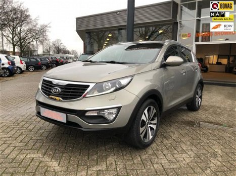 Kia Sportage - 2.0 X-clusive Navigatie, camera, PDC, Clima control, keyless , leer , etc - 1