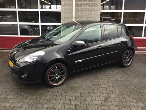 Renault Clio - 1.5 dCi Night & Day | CLIMA | NAVI | TREKHAAK | - 1