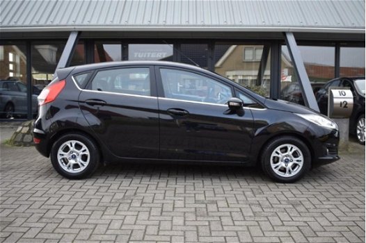 Ford Fiesta - 1.5 TDCi Titanium [ NAVIGATIE CRUISE / CLIMATE CONTROLE LED PARKEERSENSOREN ] - 1