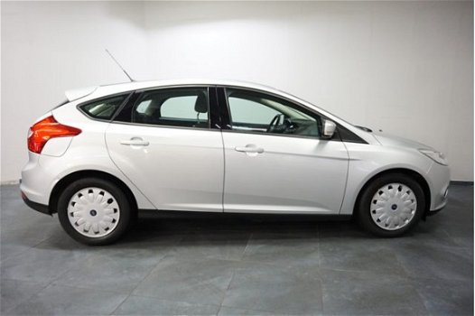 Ford Focus - 1.6 TDCI ECOnetic Lease Trend - 1