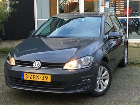 Volkswagen Golf - 1.2 TSI Comfortline *NL-auto*Cruise control*Navigatie - 1