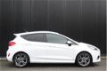 Ford Fiesta - 1.0 EcoBoost ST-Line l LED-PAKKET l GROTE SPOILER l GETINT GLAS - 1 - Thumbnail