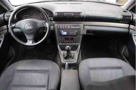 Audi A4 Avant - 1.9 TDI 110 PK Advance, TREKHAAK, CLIMATE CONTROL MEENEEMPRIJS - 1