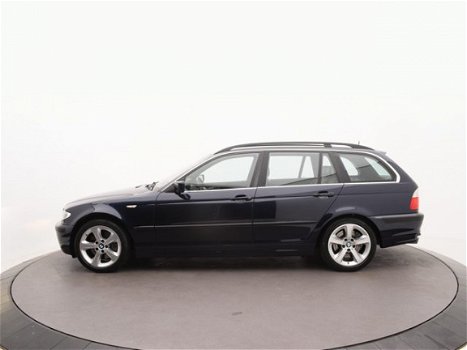 BMW 3-serie Touring - 330i Special Ex. Breedbeeld | Youngtimer | Full options | Trekhaak - 1