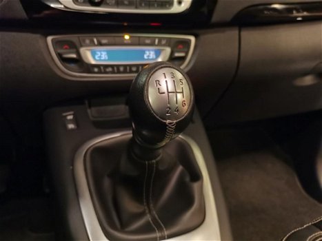 Renault Scénic - 1.2 TCe Bose | Navigatie | Trekhaak | PDC achter | Nette auto | Goed onderhouden | - 1