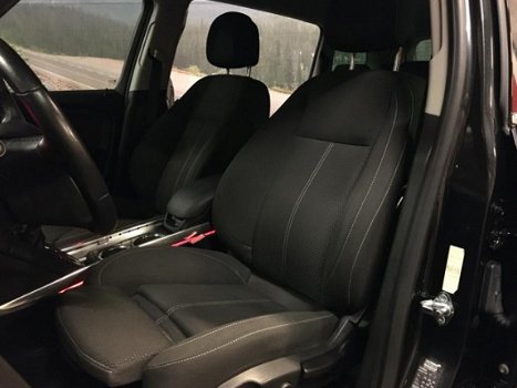 Opel Zafira Tourer - 1.4 Cosmo 7p. | Navigatie | Family Pack | Trekhaak | AGR-stoelen | Nette auto - 1