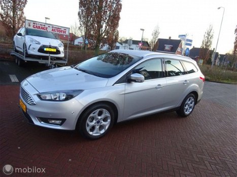 Ford Focus Wagon - 1.5 TDCI 120 pk Titanium Uitz Mooi - 1