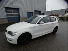 BMW 1-serie - 118d Business Line / AIRCO / ELEK RAMEN