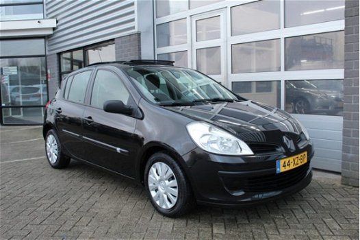 Renault Clio - 1.2 TCE Airco Panoramadak 101PK N.A.P - 1