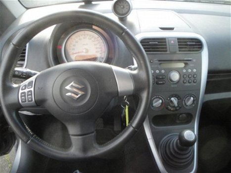 Suzuki Splash - 1.0 VVT Comfort met o.a. Airco, LM-velgen en Lage KM-stand - 1