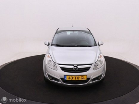 Opel Corsa - 1.4-16V Cosmo - 1