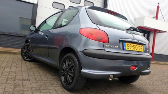 Peugeot 206 - 1.4 One-Line *2006*Goed onderhouden*Airco*NAP - 1