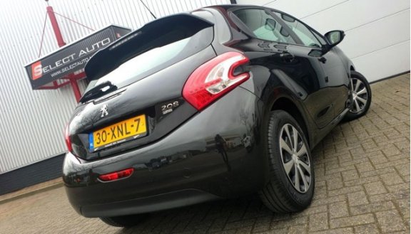 Peugeot 208 - 1.4 e-HDi Blue Lease *Aut*1e eigenaar*NAVI*NAP - 1