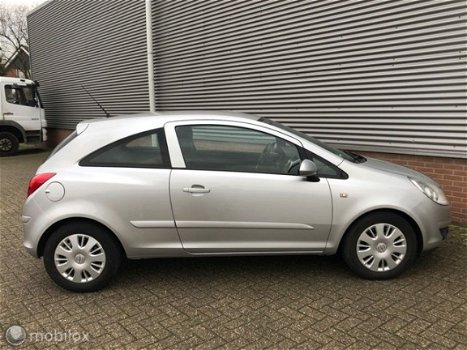 Opel Corsa - 1.0-12V Enjoy NIEUWSTAAT - 1