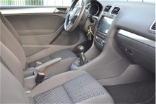 Volkswagen Golf - 1.2 TSI Trendline BlueMotion 105pk Navigatie Camera Cruise Clima Pdc