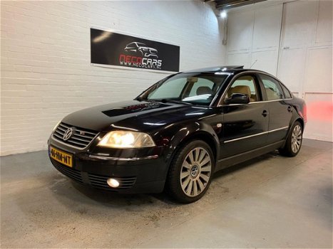 Volkswagen Passat - 2.3 V5 Highline ZEER MOOIE UITV//TOP CONDITIE//BOM VOLL - 1