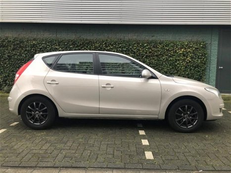 Hyundai i30 - 1.6i Dynamic |2008|Airco|AUX|NAP| - 1