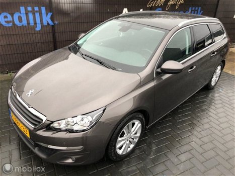 Peugeot 308 - 1.6 HDi Allure Panodak, trekh, Navi 151Dkm Bj 2014 - 1