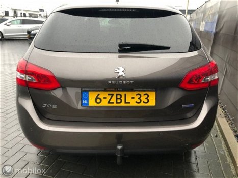 Peugeot 308 - 1.6 HDi Allure Panodak, trekh, Navi 151Dkm Bj 2014 - 1