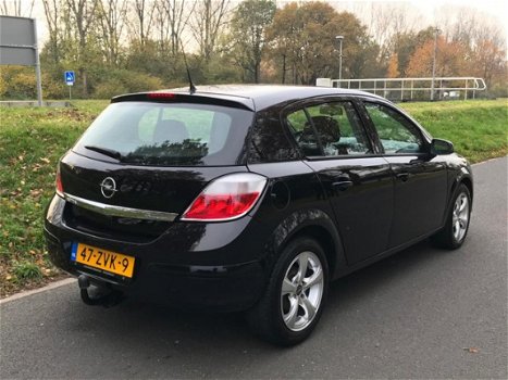 Opel Astra - 1.6 essentia |Airco|cruisecontrol| - 1