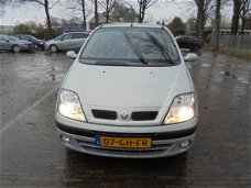 Renault Scénic - 2.0-16V RXI AUTOMAAT HOGE INSTAP NW APK NAP VOL OPTIES DEALER ONDERHOUDEN