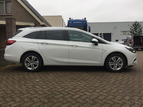 Opel Astra Sports Tourer - 1.4 Turbo S/S navi/led/pdc/stoelverw - 1