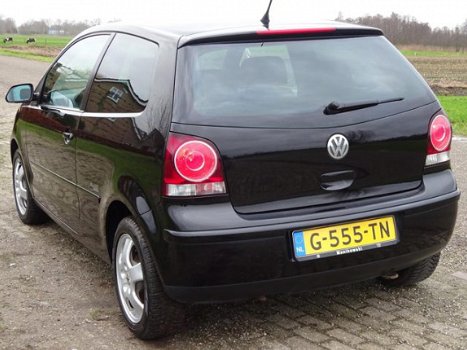 Volkswagen Polo - 1.2-12V Black Edition 2008 Airco Stoelverwarming - 1