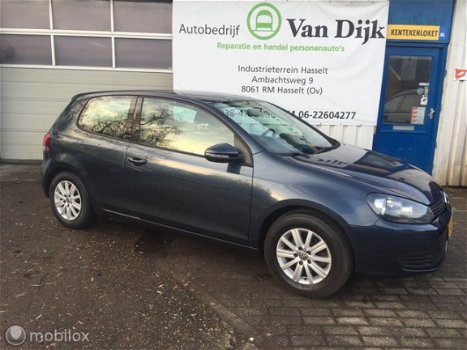 Volkswagen Golf - 1.2 TSI voorzien van automaat en trekhaak - 1