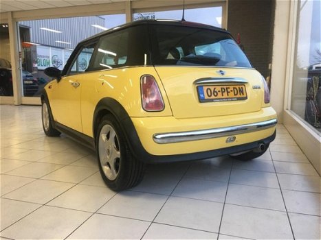 Mini Mini Cooper - 1.6 Pepper super leuke gele cooper - 1