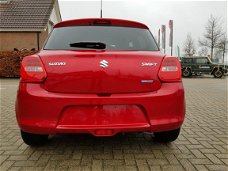 Suzuki Swift - 1.2 Stijl Smart Hybrid | Rijklaar prijs | Direct rijden | Nu met de kop eraf