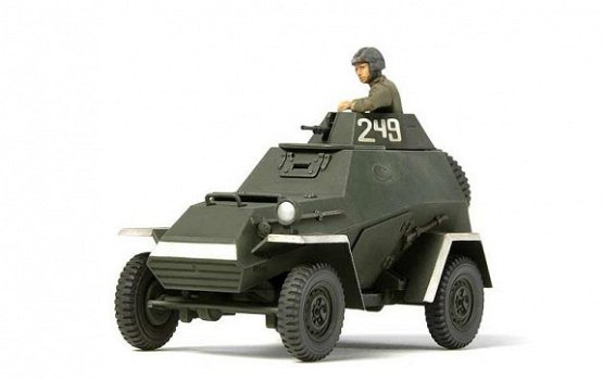 Tamiya bouwpakket 32576 schaal 1:48 Russian Armored Car BA-64B - 1